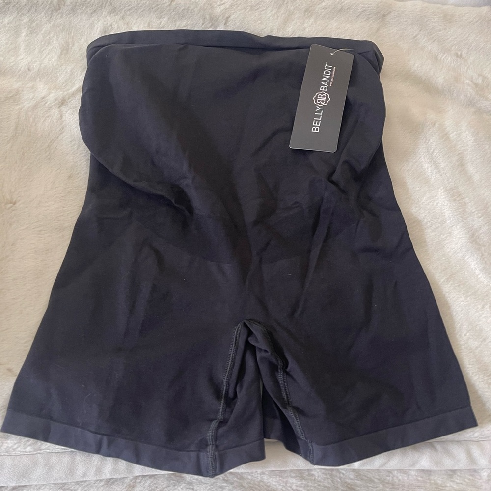 Disguise Women's Black Bike Shorts